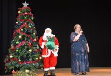 PHOTOS: Mayor’s festive spirit