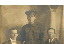 Family returns to honour Gayndah war heroes