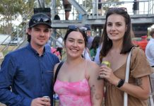 30+ PICS: Racing in the bush, fashion on the field