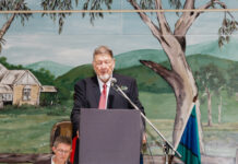 New citizens welcomed, Aussie awards presented