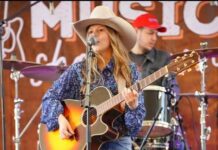 Hillview Cottages ‘Country Road Tripping’